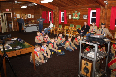 Cubs anxiously waiting for astronomy presentation to begin.